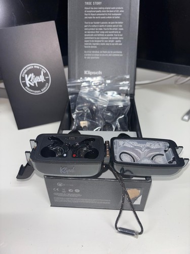 Klipsch T5 II True Wireless Sport Earphones in Black with Wireless Charging Case - Picture 4 of 4