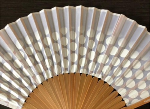 LOUIS VUITTON Fondasion Museum Paris Limited Dot Polka Dots Natural Wood Fan - 第 3/4 張圖片