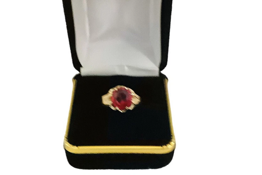 Anillo vintage de piedras preciosas granate de oro amarillo de 14k talla 7 Foto 2 de 4