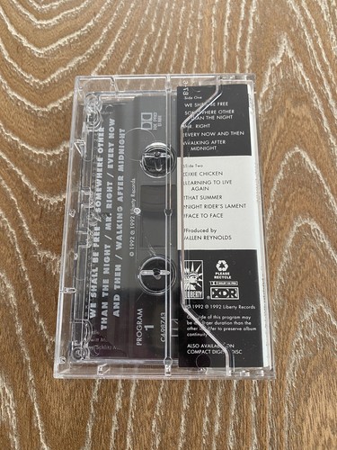 Garth Brooks The Chase Cassette Tape 1992 Liberty Records - Picture 3 of 8
