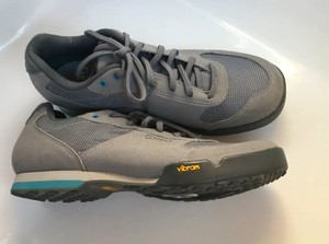 women's cycling shoes with cleats