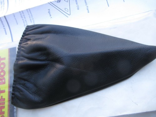 Porsche 944 ('83-'85 1/2) / 924S Leather Shift Boot Replacement WHEELSKINS - Picture 4 of 7