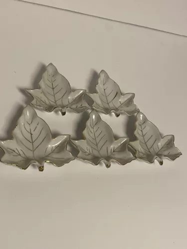 5 Maple Leaf With Gold Trim Excellent Condition Made In Japan