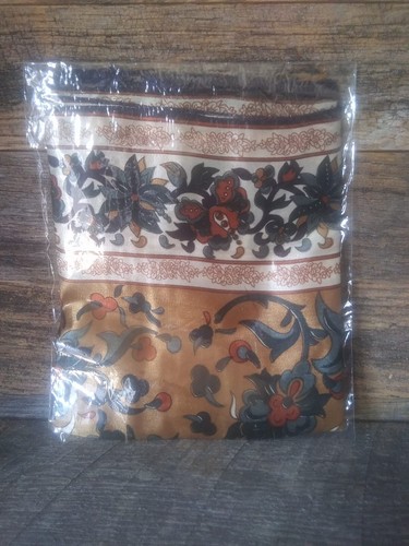 WOMENS COLORFUL SCARF, 36X36 - Picture 2 of 2