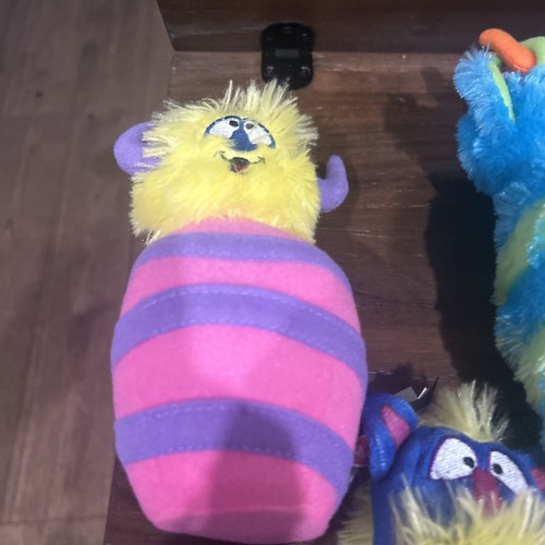 Melissa & Doug Plush Fuzzy Monster Bowling Set - 6 Pins 1 Ball - Picture 3 of 8