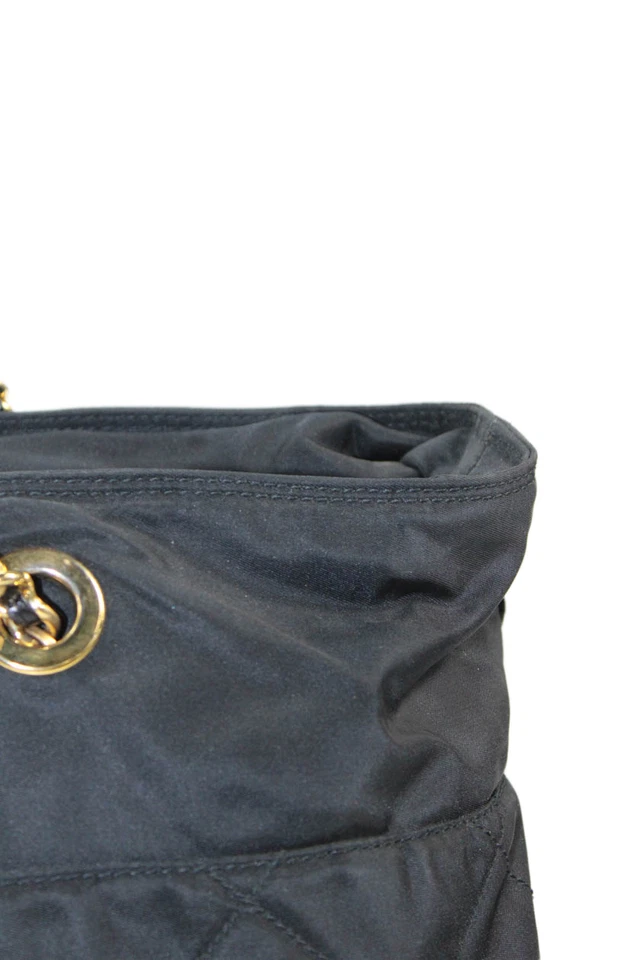 Bolso de mano Prada para mujer acolchado Impuntu cadena con cremallera negro Foto 2 de 4