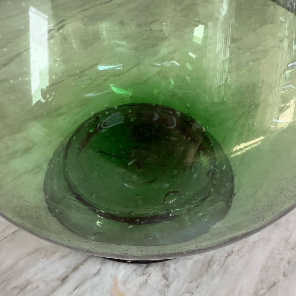 "Jarrón de vidrio soplado a mano verde pesado 16"" de alto con patas" Foto 3 de 4