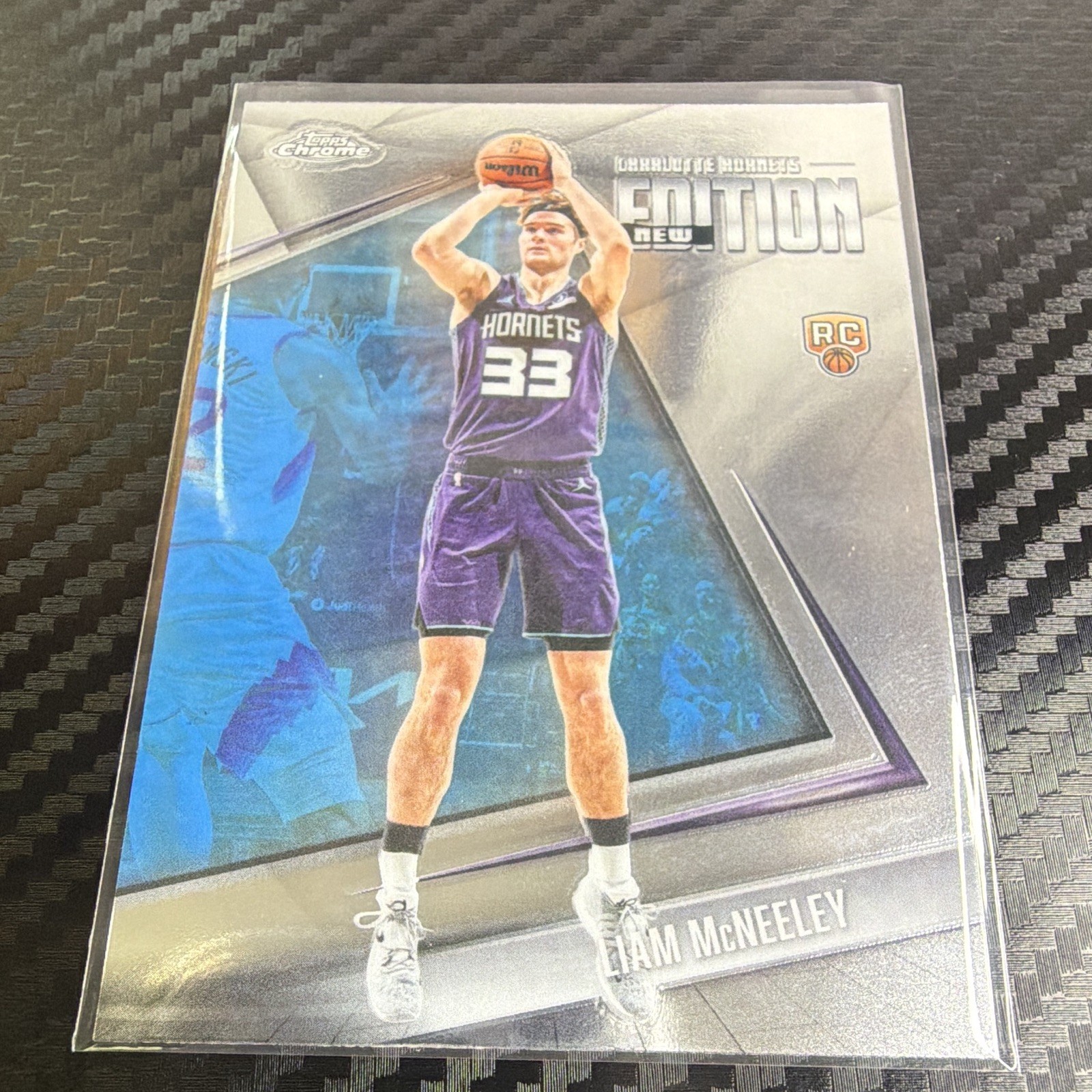 Topps Liam McNeeley Edition #GR-18 Rookie Insert Hornets NBA 2025-26