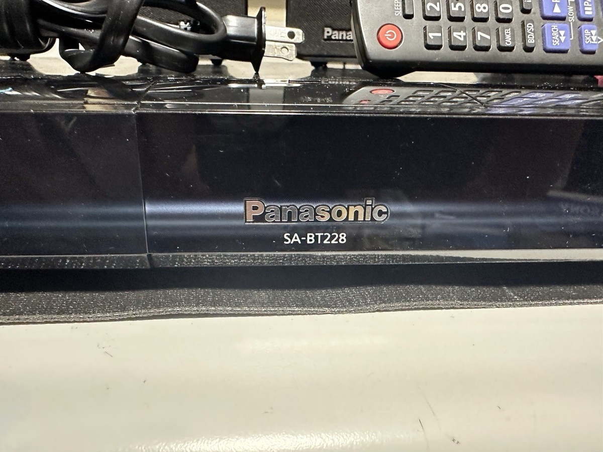 Panasonic SA-BT228 Blu-ray Disc Home Theater Sound System 6