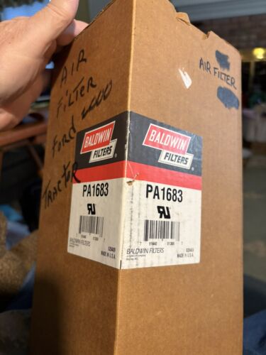 NIB NOS NEW Baldwin Air Filter PA 1683 For Ford 2000 and Others.