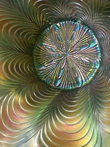 Vtg. Fenton Peacock Tail Green Carnival Glass Candy Dish, Footed *READ* - Picture 5 of 15