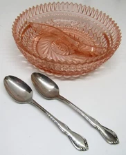 Vintage Glass Peach Divided 6" Relish Bowl with (2) Serving Spoons.