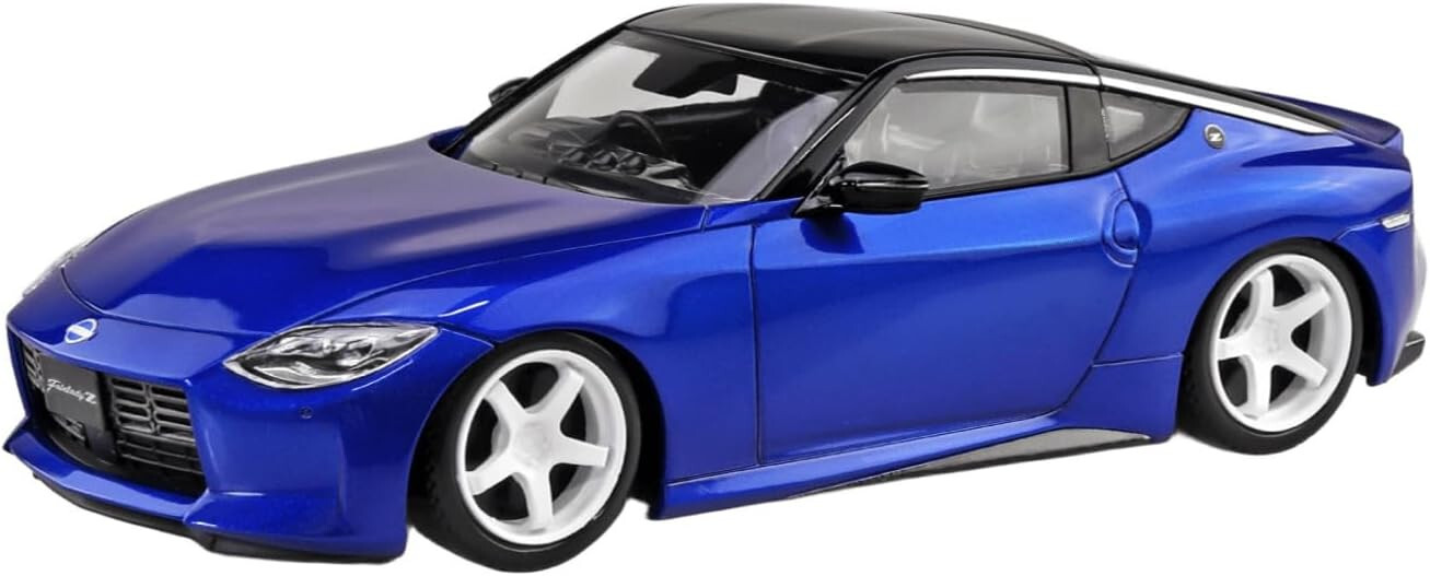 AOSHIMA 132 RAKUPLA 17CU-SB NISSAN RZ34 Fairlady Z Seiran Blue 11390₽