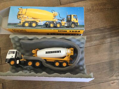 (A392) CONRAD 66120/0 Liebherr Fahrmischer HTM 1204 mit Box 1:50