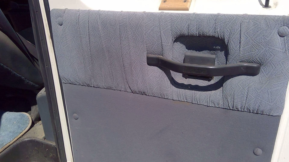 Ford Van E150 1992-1996 pasajero puerta trasera derecha interior panel trasero gris Foto 3 de 4