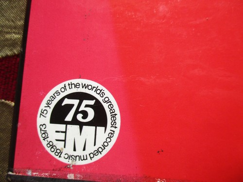 PINK FLOYD VARIOUS ARTISTS EMI PRESENTS A VOICE TO REMEMBER 1973 EMI 2LP BOX SET - Picture 2 of 12