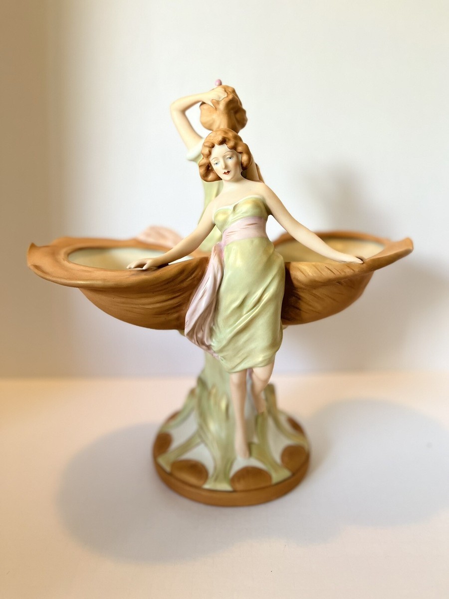 Beautiful Vtg. Royal Dux Bohemia Art Nouveau Centerpiece