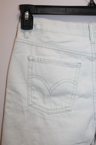 LEVI'S GIRLS LOW PITCH MIDI SHORTS DENIM DISTRESSED FLORAL OFF WHITE SIZE 10 REG - Picture 6 of 7