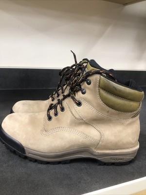 Rockport Boots Mens 9.5 Brown Nubuck Hiking Vibram Sole Fits Like A 10.5