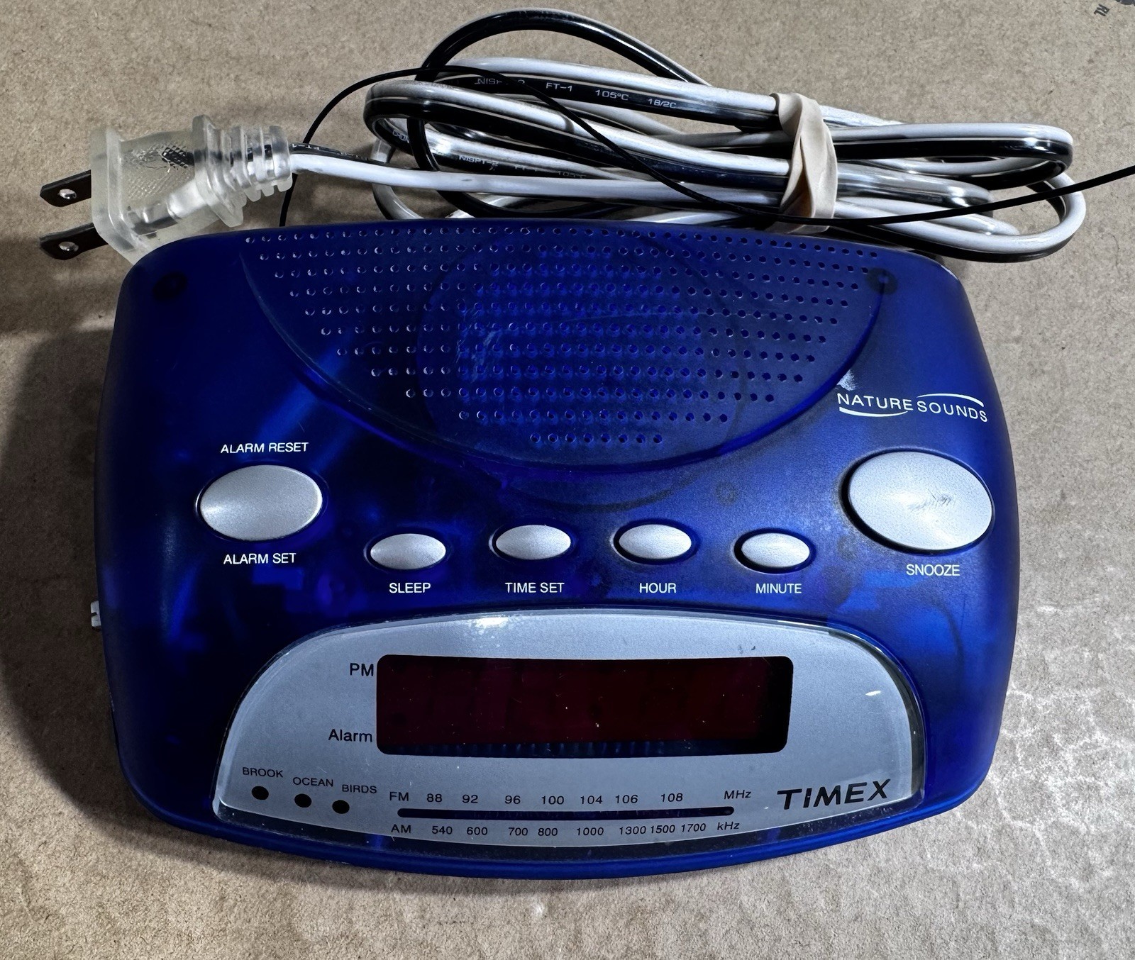 Timex T235DL Translucent Purple Alarm Clock Radio Nature Sounds WORKS