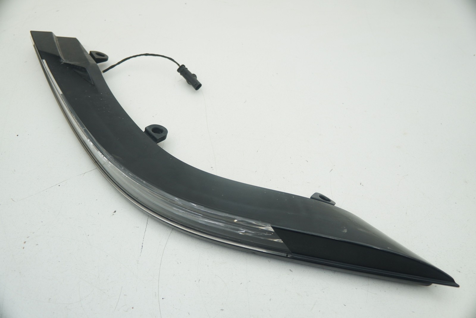 Rear Left Upper LED Turn Signal Indicator Light Lamp 63217310785 OEM BMW i8