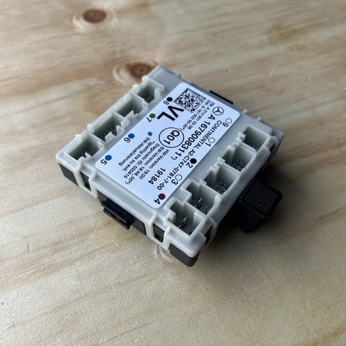 Genuine Mercedes OEM front left door control module unit A1679008311 - Picture 2 of 4