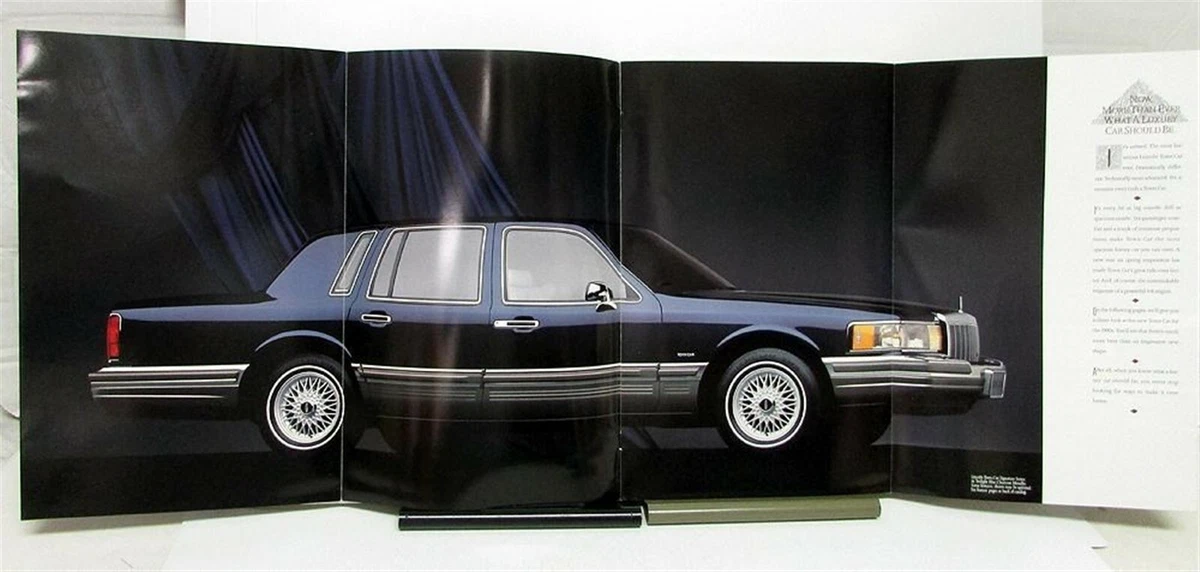 1990 Lincoln Town Car Signature Series