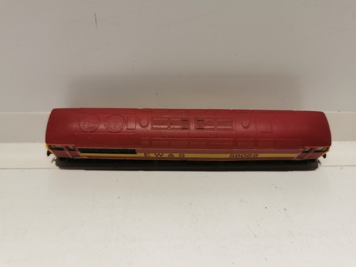 Graham Farish N Gauge Class 56 EW&S Diesel Locomotive 56088 - Photo 3/7