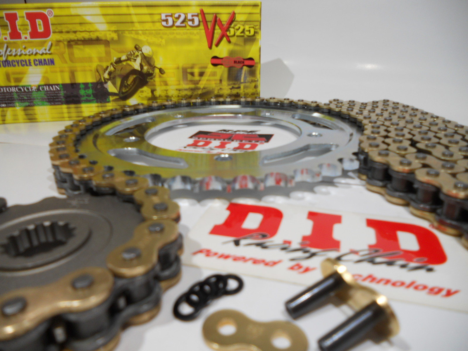 Triumph 675 Street Triple 200613 DID VX3Gold 525 XRing Chain and