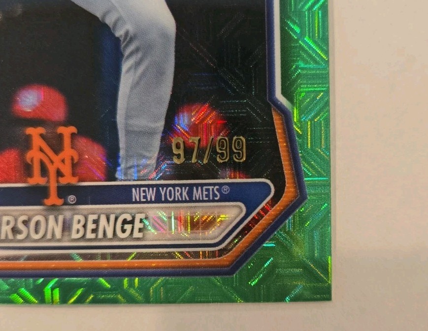 2026 Bowman Chrome Mojo Carson Benge Refractor Serial Numbered /99 Green view 2