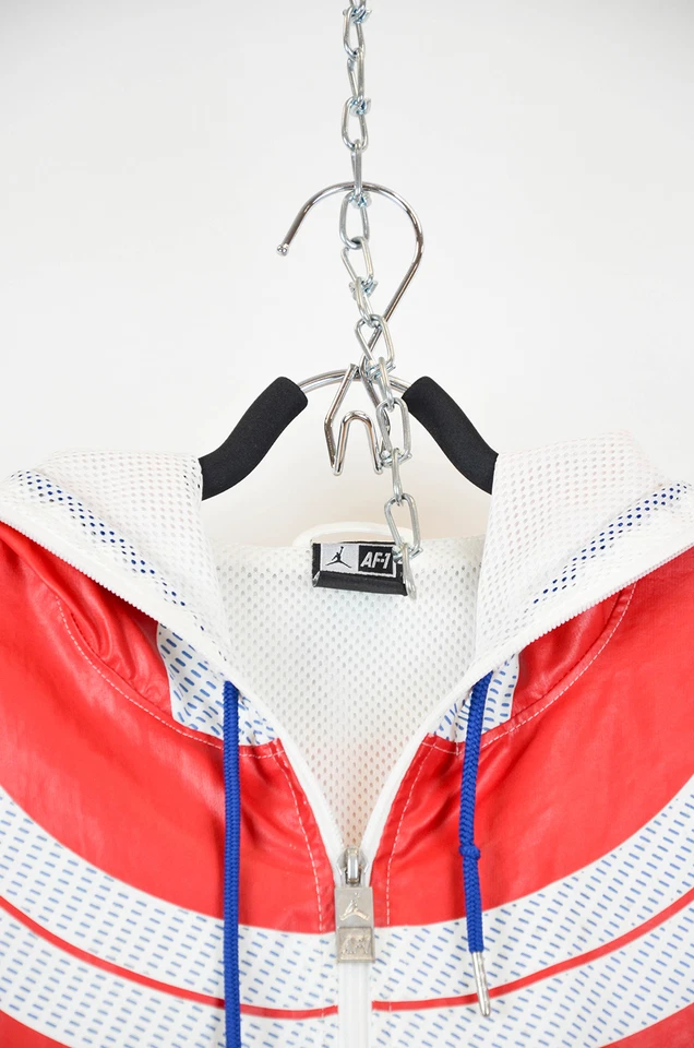 Chaqueta cortavientos con capucha Nike Jordan AF1 blanca roja azul - talla S ... - Imagen 4 de 4