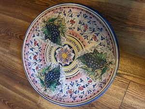 Majolica Decorative Wall Plate 17 inch diameter Maxwell & Williams Ceramica