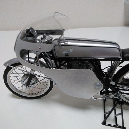 Ebbro Honda Cr110 Aluminum Cowling 1/10 Scale Model Kit With Decals Rc Car Body - Picture 10 of 16