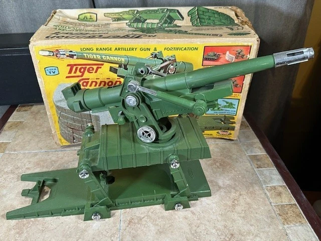 Tiger Cannon & Wall By Topper Toys. Includes Box. - Image 3 of 4