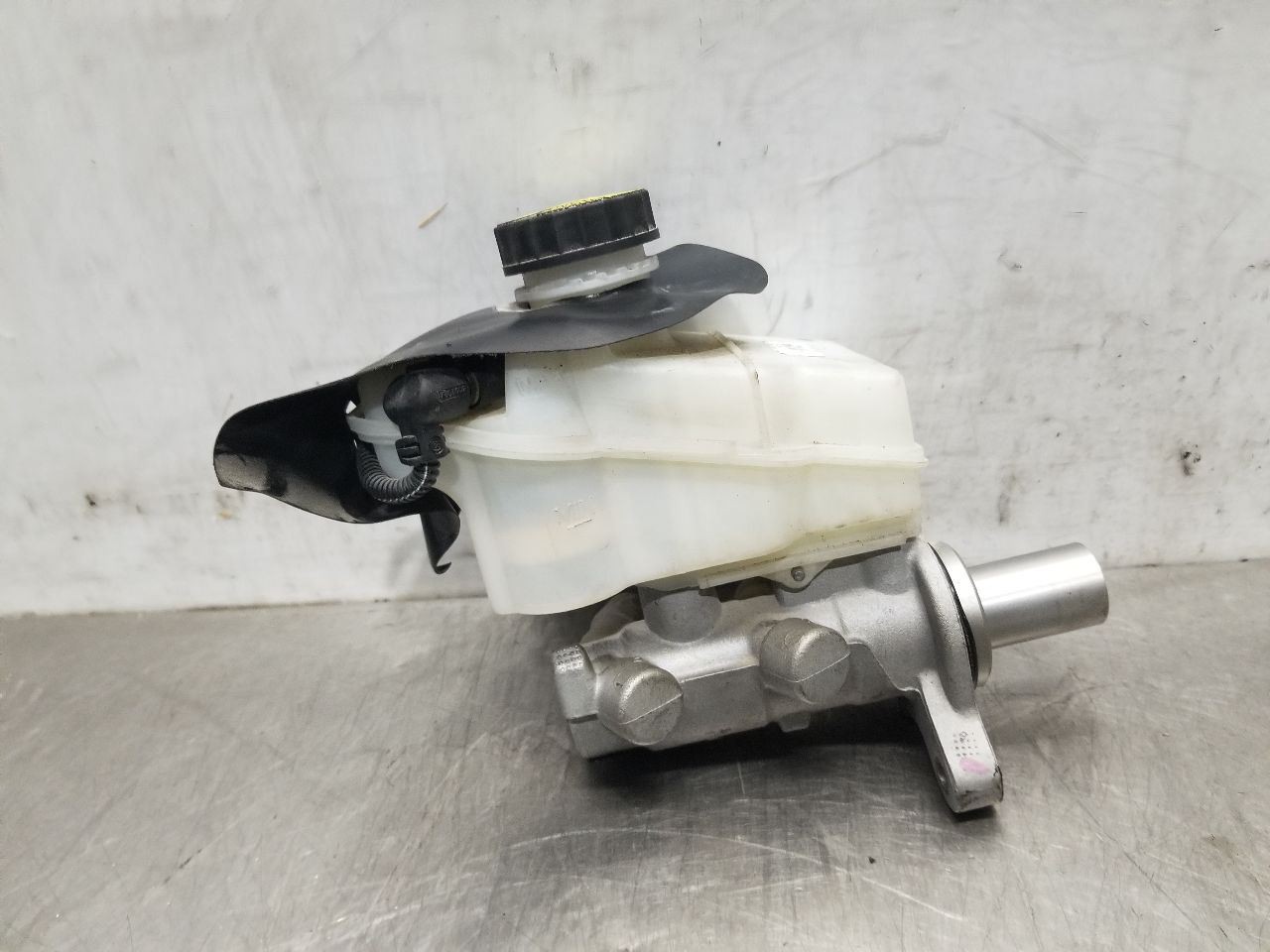 22 2022 MASERATI LEVANTE 3.8L BRAKE MASTER CYLINDER