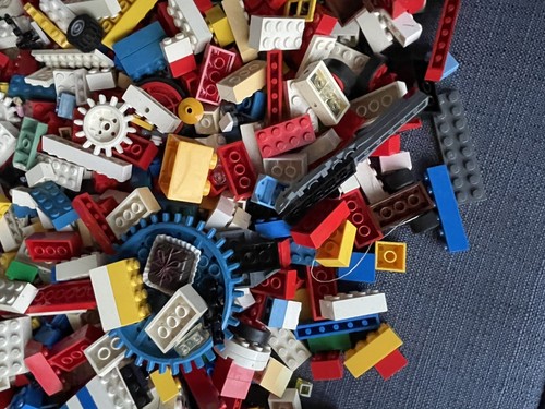 LEGO Blöcke 6 Pfund. Räder Figuren kleine und große Blöcke. Enthält Aufbewahrungsbehälter - Bild 9 von 12