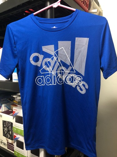 Adidas Boys T-Shirt in Blue Size Medium 10/12