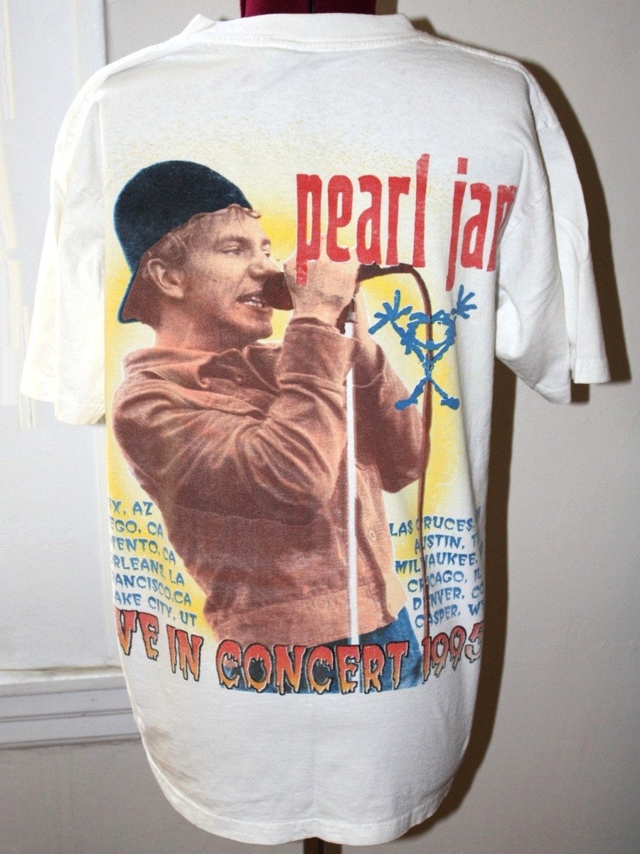 Pearl Jam 1995 World Tour Live in Concert Shirt - Rare