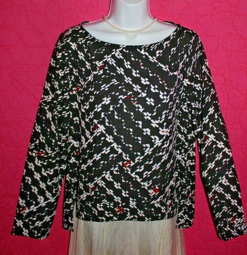 EIGHT SIXTY Black White Red Geo Print Tunic Top Sz M Hi Low BoatNeck Long Sleeve
