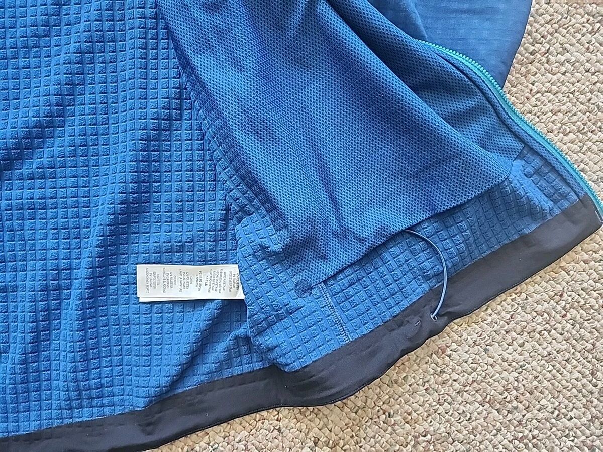 NWT New Patagonia Men's R1 Techface Jacket Full Zip Color NWT New Patagonia Men's R1 Techface Jacket Full Zip Color