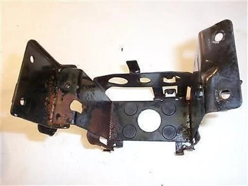 MONTAJE CAJA BATERÍA KAWASAKI 440 LTD KZ440 2/81. Foto 4 de 4