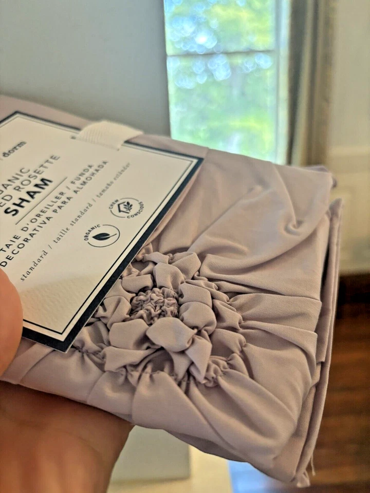 Almohada de vacaciones Pottery Barn farsa floral princesa Disney púrpura niña congelada - Foto 3 de 4