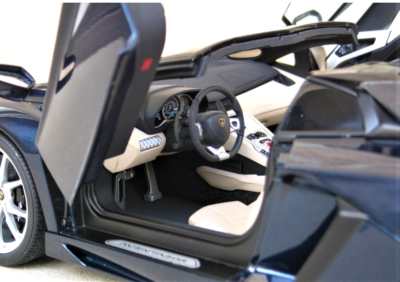 オートアート1/18 ランボルギーニ AVENTADORLP700-4 カスタム 【公式通販】