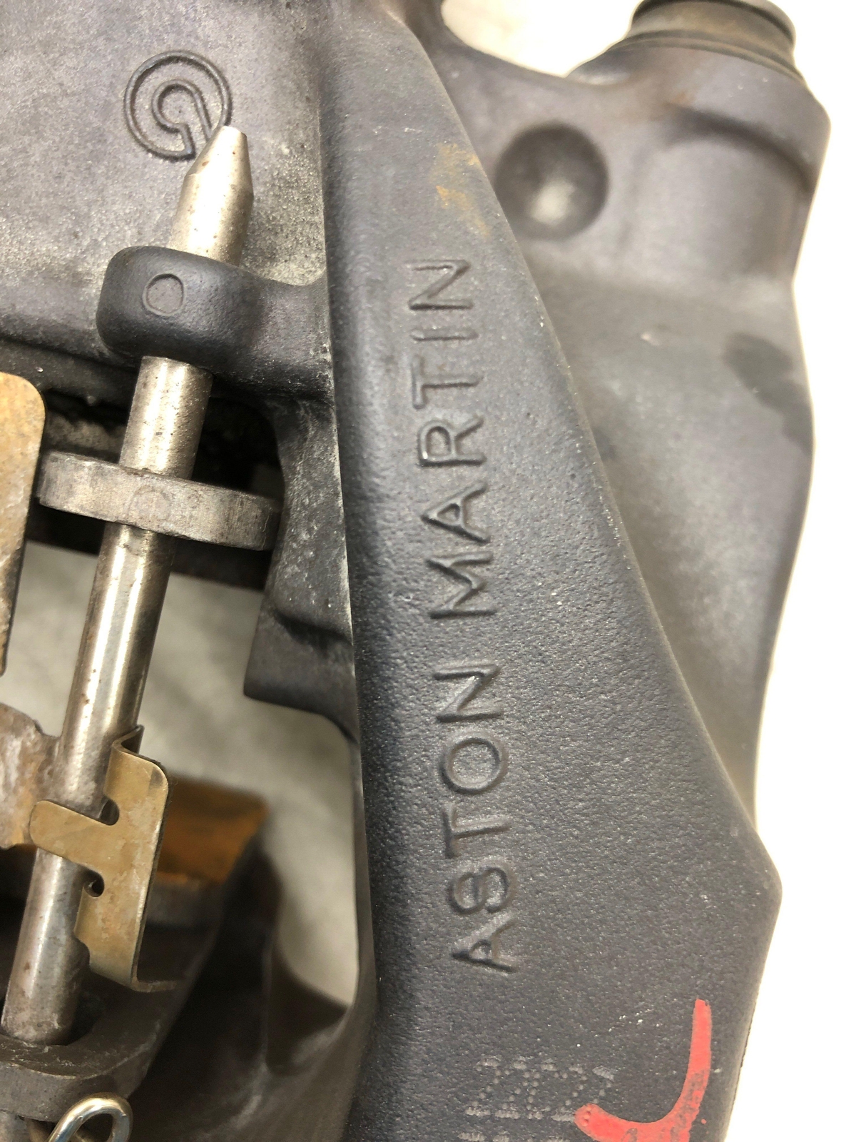 2019-2023 ASTON MARTIN VANTAGE LEFT REAR PARKING BRAKE CALIPER BLK HY53-2K327-BB