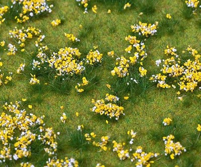 Faller 180467 HO Scale Flowering Meadow -- 8-1/4 x 5-7/8 x 3/8'' 21 x 14.8 x .9cm