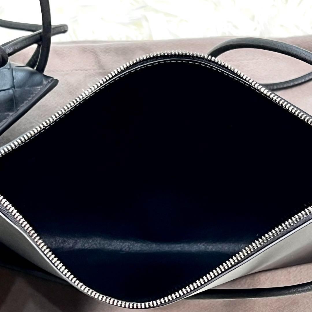 BOTTEGA VENETA Intrecciato Shoulder Bag Black Purse Leather Unisex Auth R02142 thumbnail 8