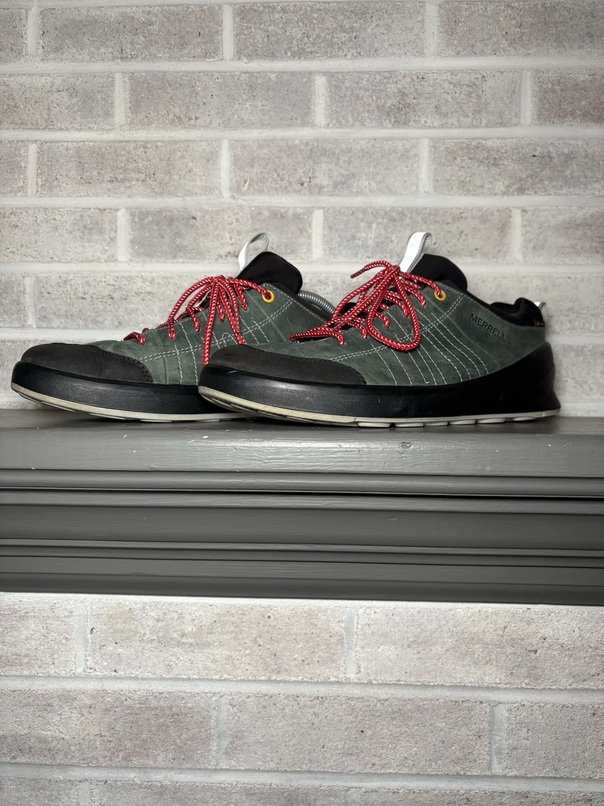 merrell outdoor hiking shoes