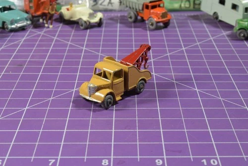 Matchbox/Lesney regular wheel No 13a 51mm Bedford Wrecker Truck, VNC