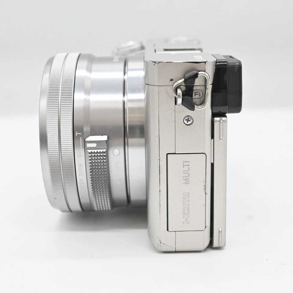 Sony Alpha A6000 (kit con zoom 16-50 mm) argento [35 lingua / Exc + 5] - Immagine 3 di 4