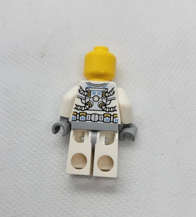 Lego Space Batman Minifigura DC Super Heroes (76025) - Cabeza incompleta/equivocada Foto 2 de 2